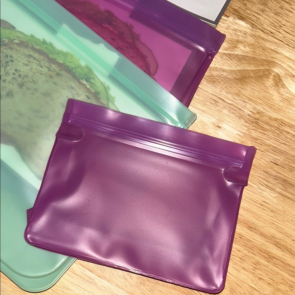 Room Essentials Purple and Mint Reusable Bags